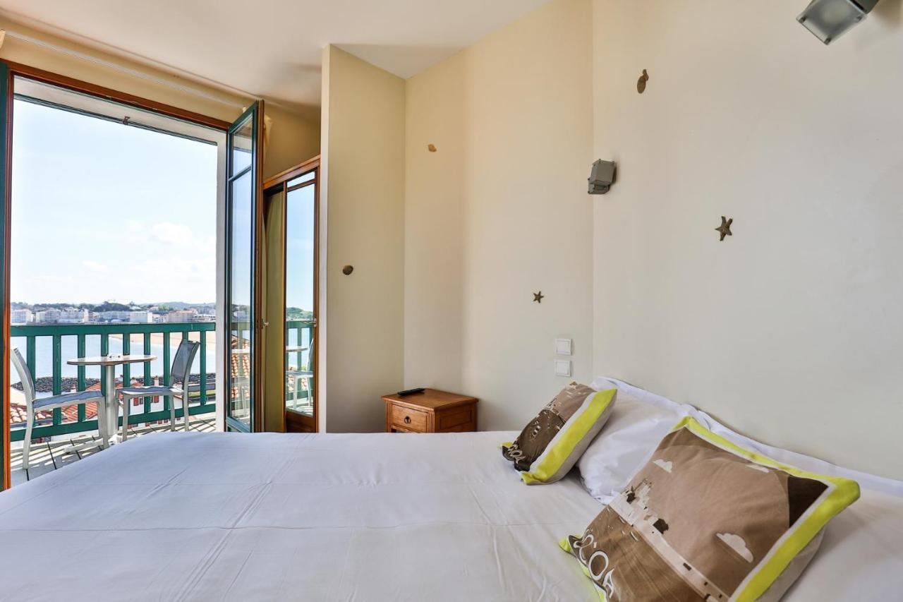 Agur Deneri Hotel 3*