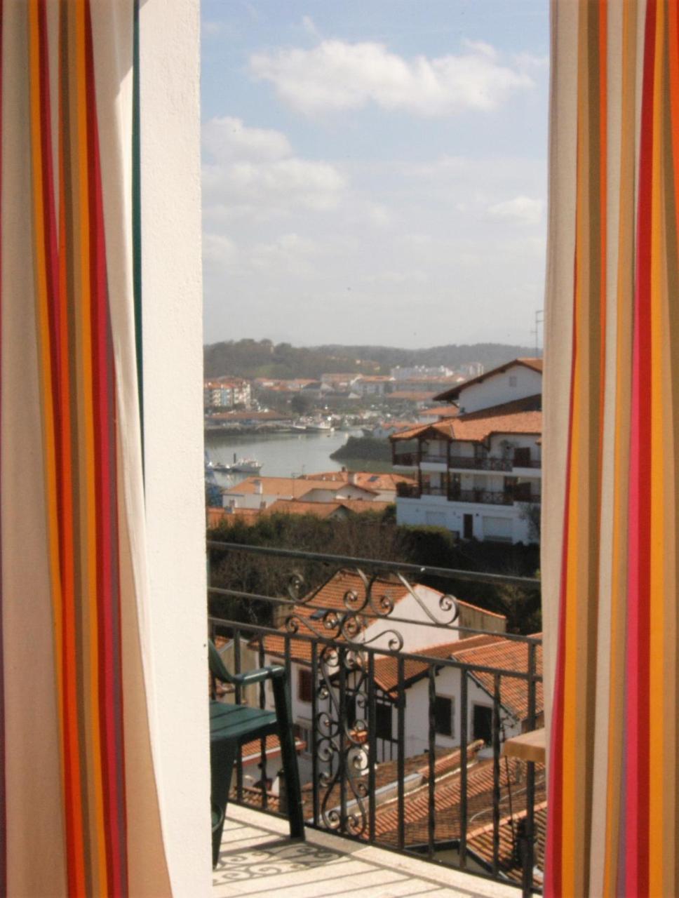 Agur Deneri Hotel 3*