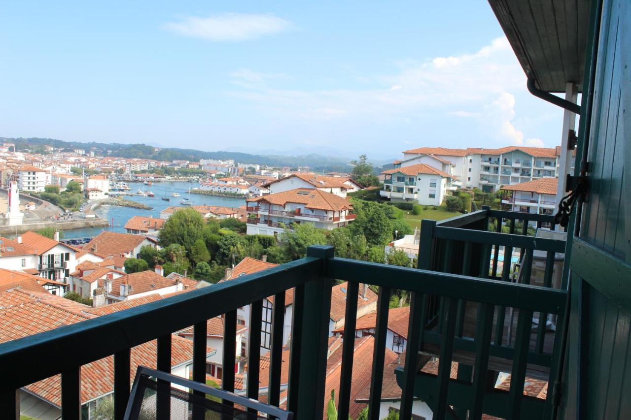 Agur Deneri Hotel 3*