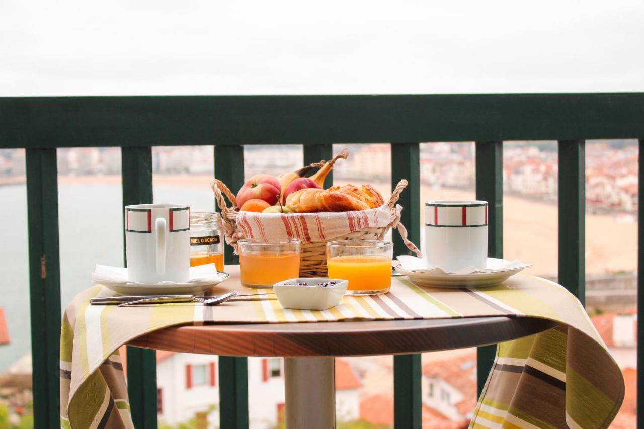 Agur Deneri Hotel